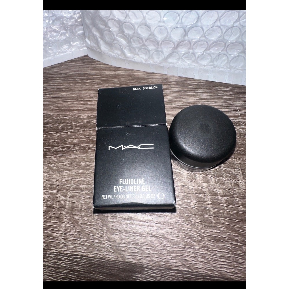 MAC cosmetics Fluidline Eye Liner‎ Gel Dark Diversion Deep Plum Burgundy